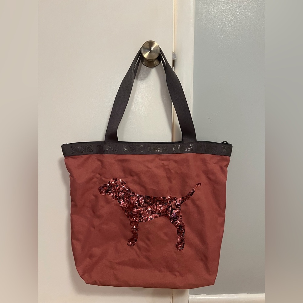 PINK Victoria’s Secret tote